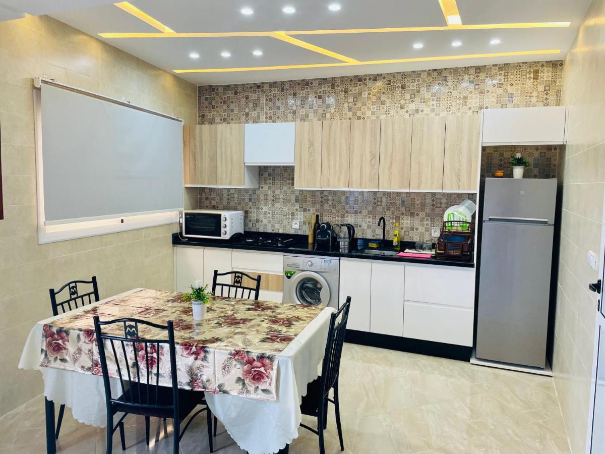 Appartement Pour Famille Avec Enfant Al Hoceima Exterior photo