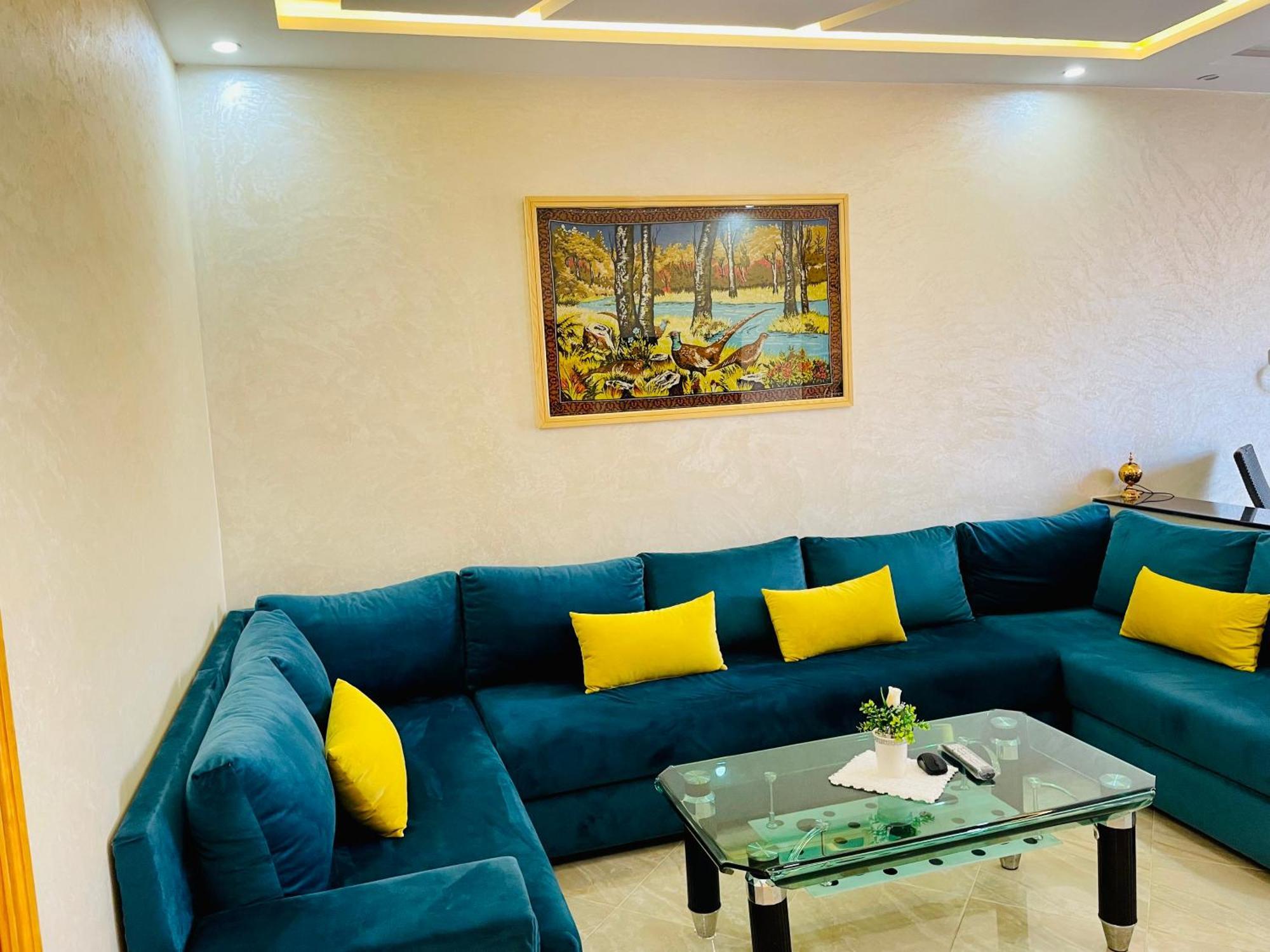 Appartement Pour Famille Avec Enfant Al Hoceima Exterior photo