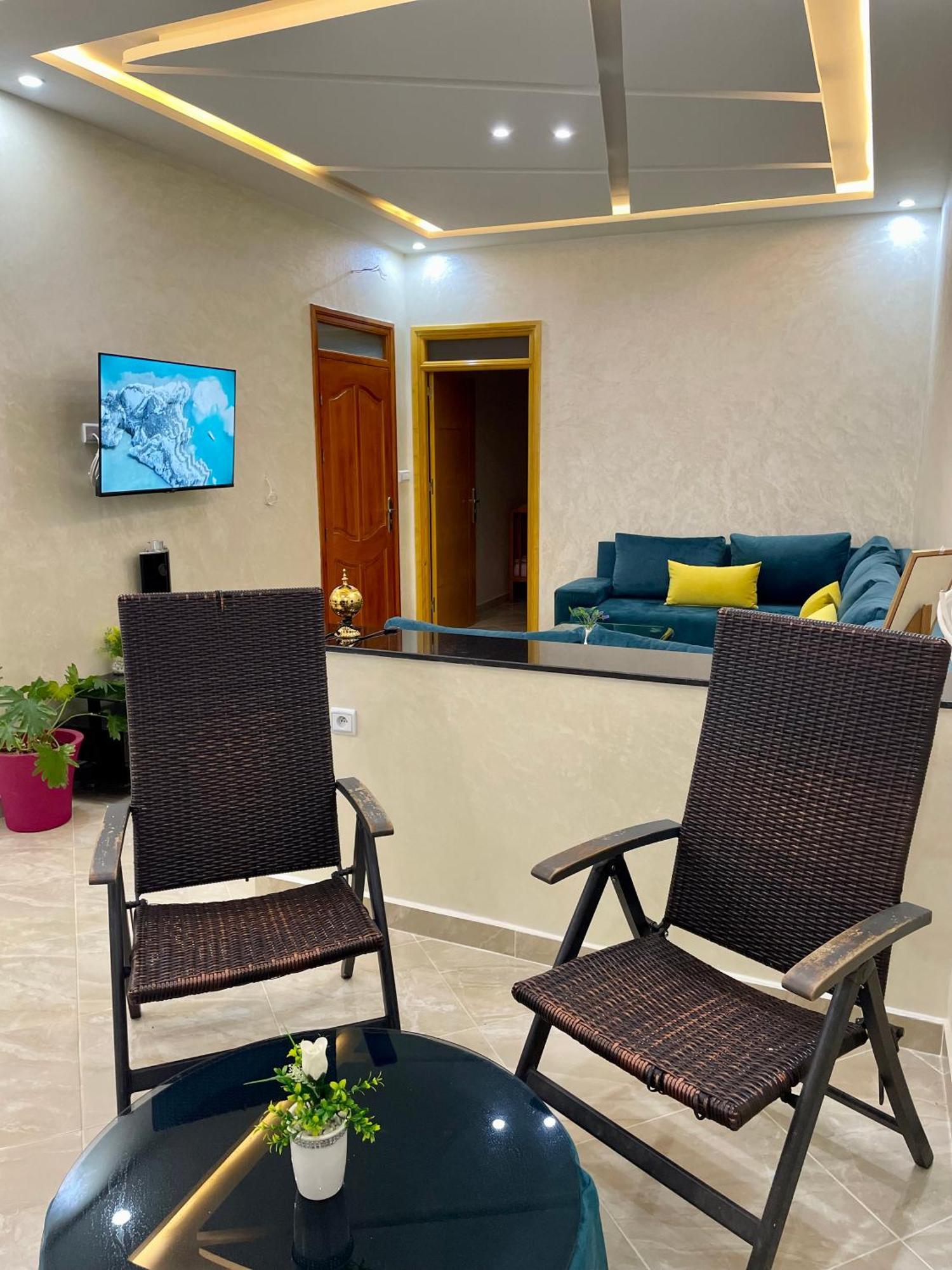 Appartement Pour Famille Avec Enfant Al Hoceima Exterior photo